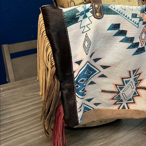 HOPOFLY BOHEMIAN CANVAS FUR LEATHER FRINGE LARGE TOTE BAG - Picture 2 of 16